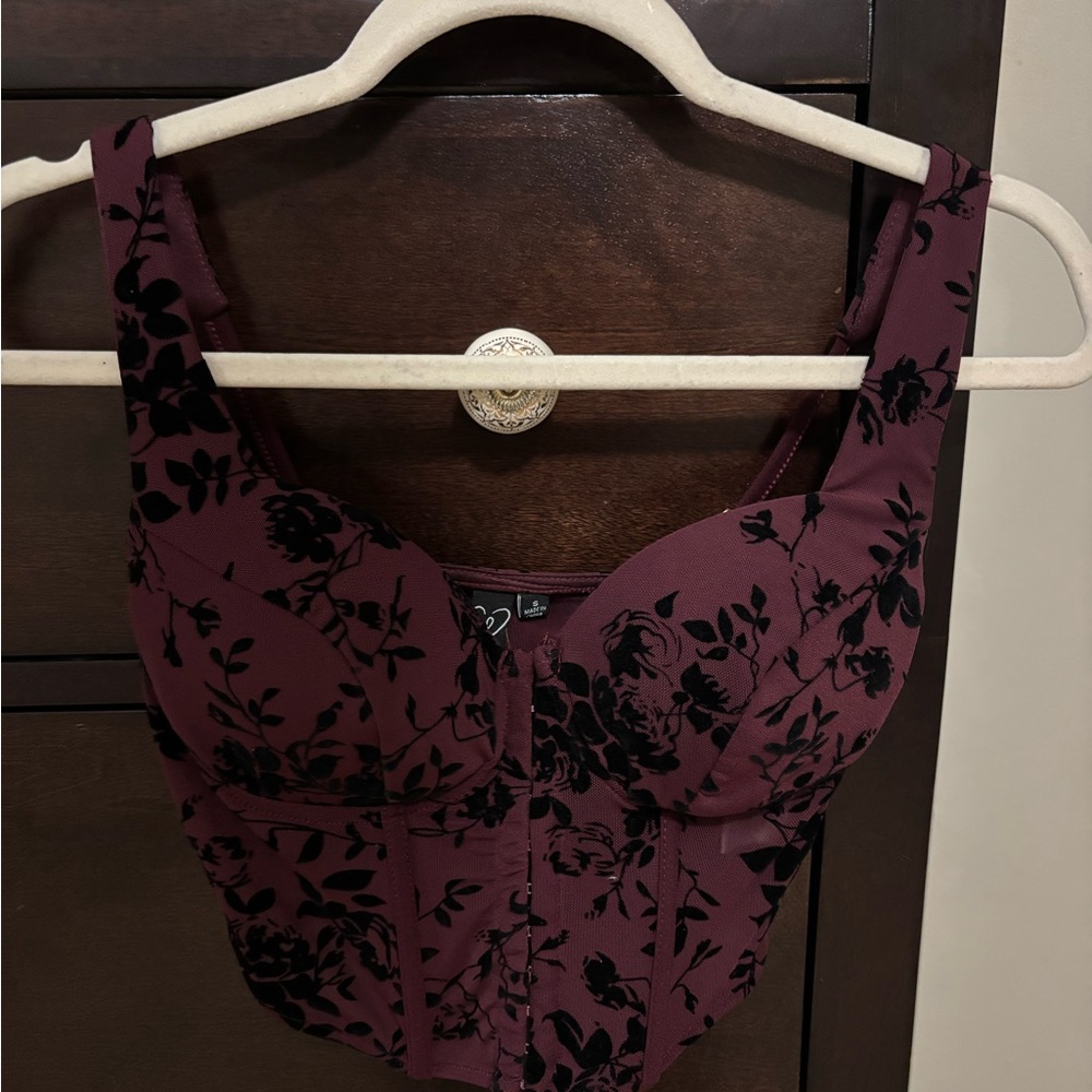 Windsor Maroon Floral Crop Top